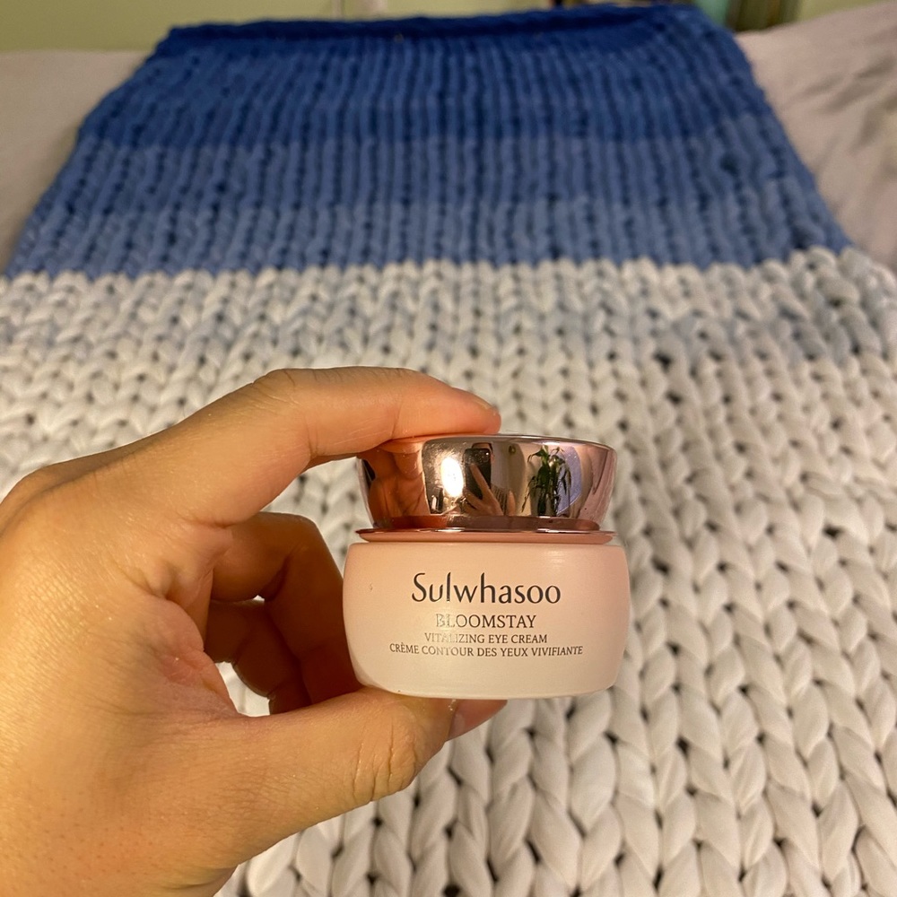 Sulwhasoo bloom stay vitalizing eye cream